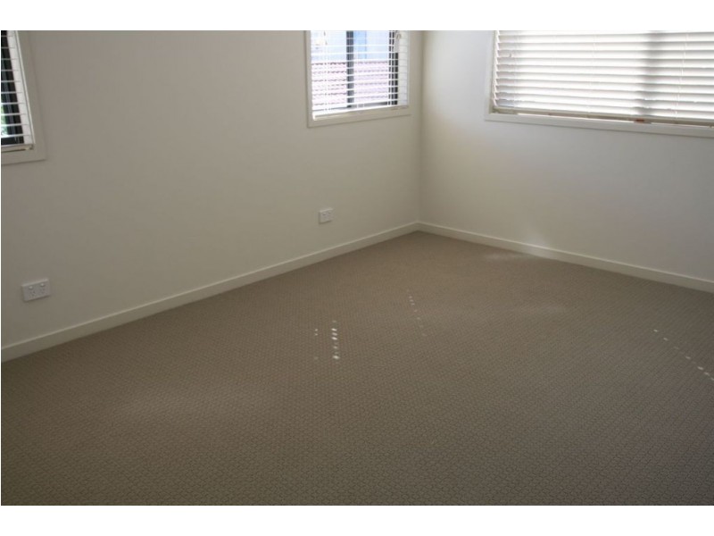 1/14 Evandale Crescent, Miami QLD 4220