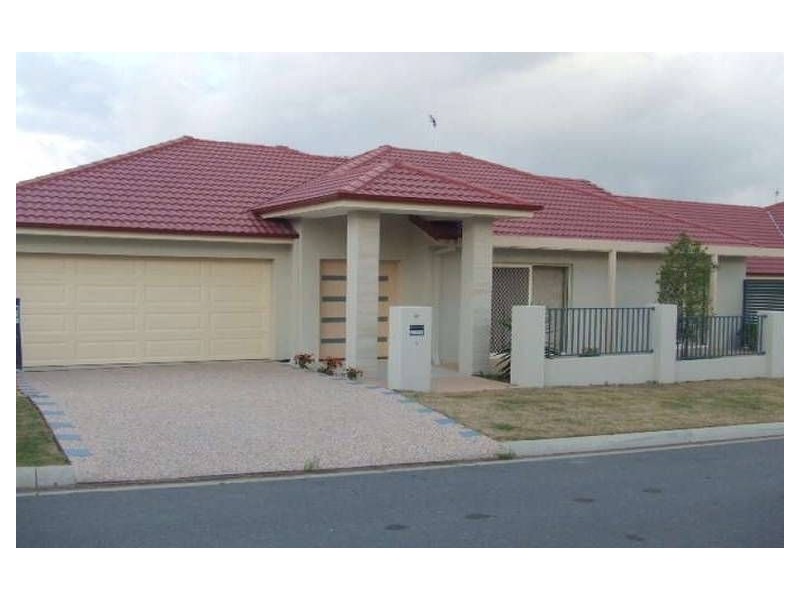 2/35 Meridien Ave, Varsity Lakes QLD 4227