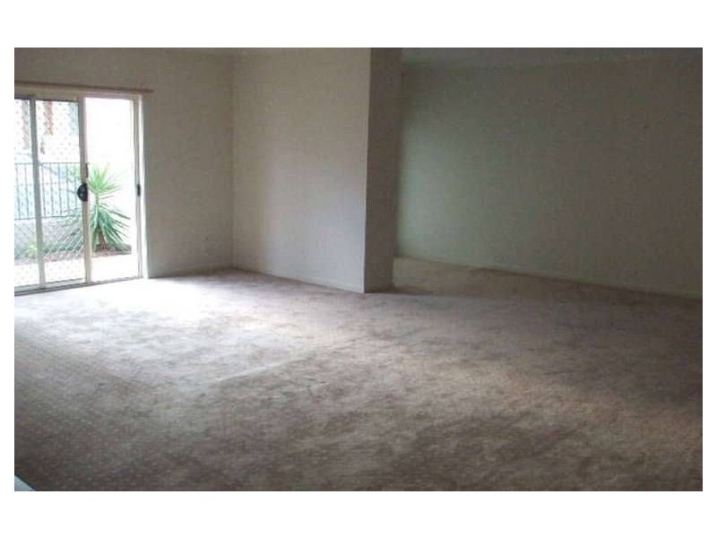 2/35 Meridien Ave, Varsity Lakes QLD 4227