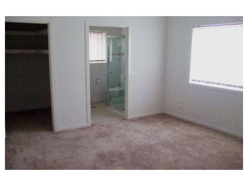 2/35 Meridien Ave, Varsity Lakes QLD 4227