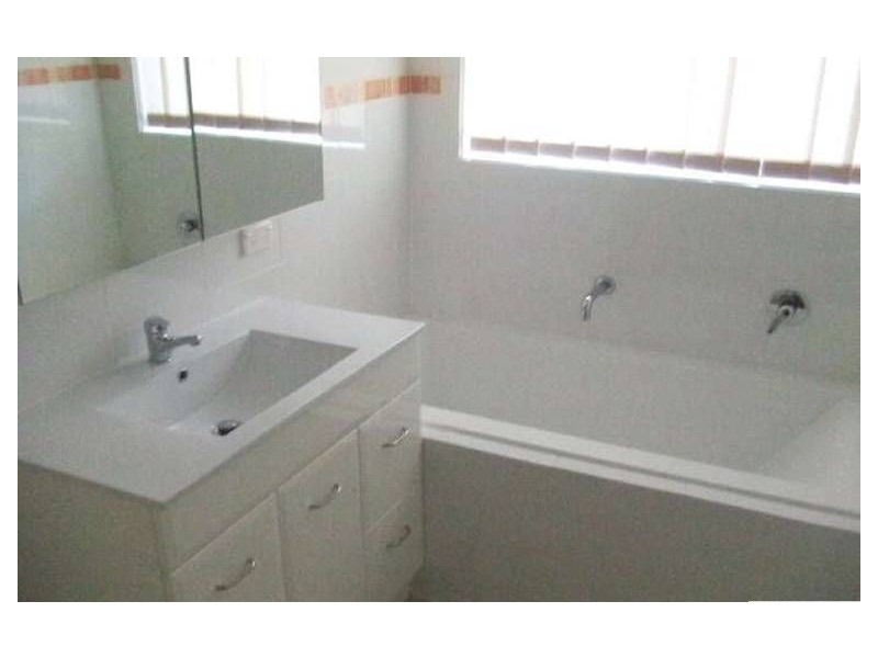 2/35 Meridien Ave, Varsity Lakes QLD 4227