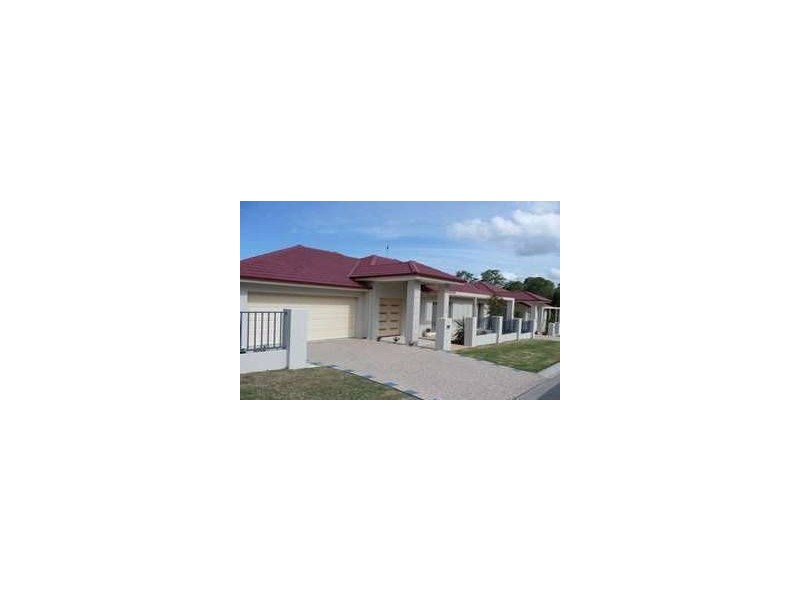 2/35 Meridien Ave, Varsity Lakes QLD 4227