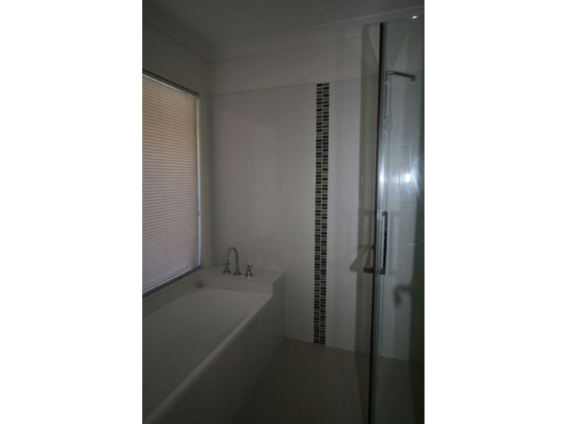 35 Concord Circuit, Robina QLD 4226