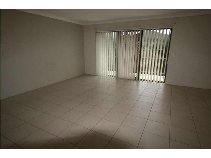 5/6 Angie Court, Mermaid Waters QLD 4218