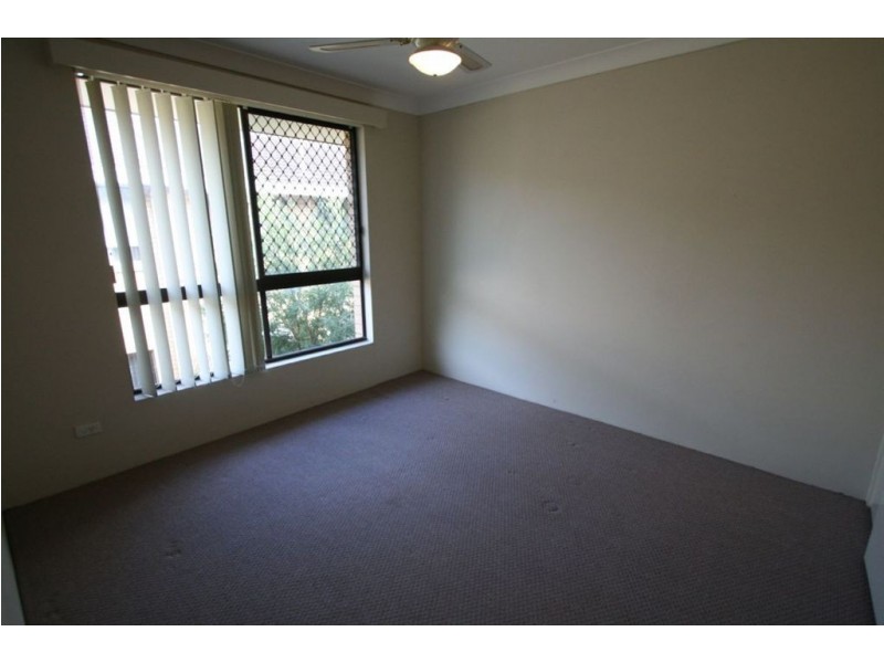 5/6 Angie Court, Mermaid Waters QLD 4218