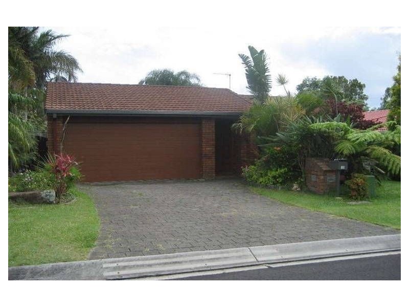 10 Roseville Court, Robina QLD 4226