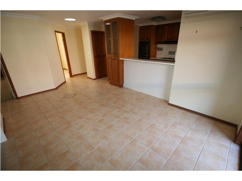 10 Roseville Court, Robina QLD 4226