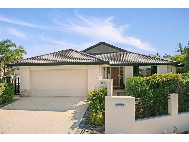 42 Olympus Dr, Robina QLD 4226
