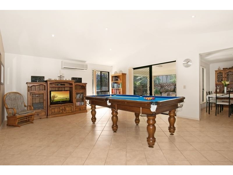 42 Olympus Dr, Robina QLD 4226