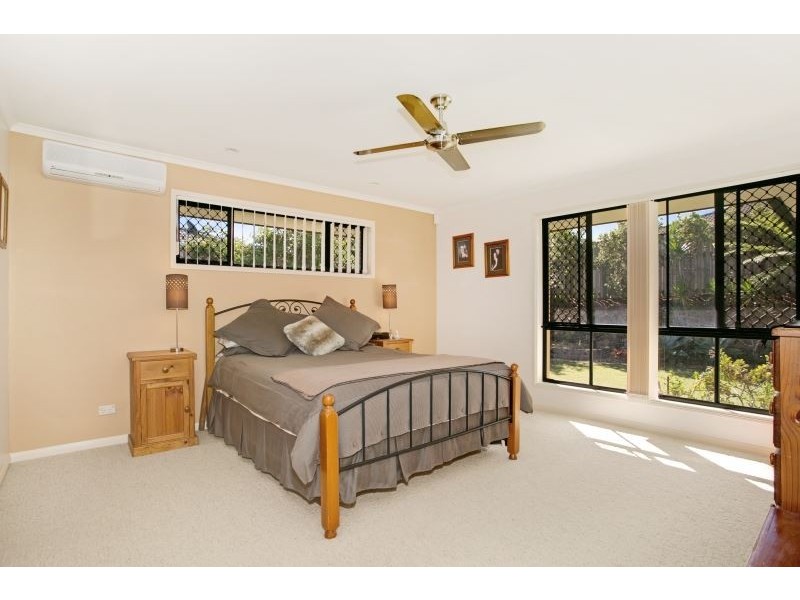 42 Olympus Dr, Robina QLD 4226