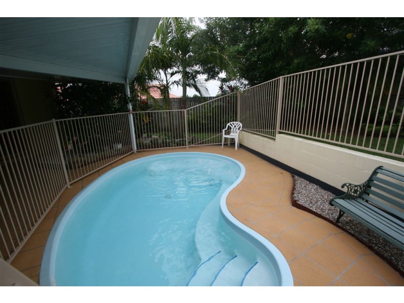 61 Killarney Ave, Robina QLD 4226