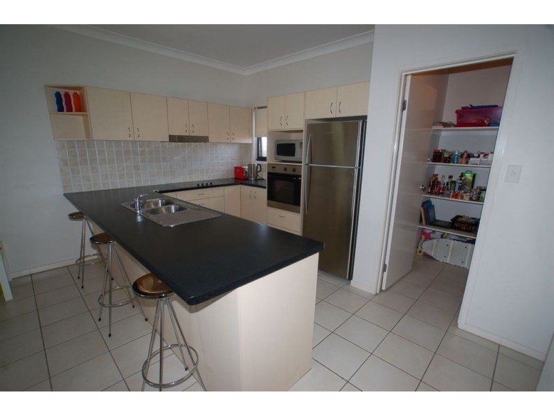 2/34 North Shore Avenue, Varsity Lakes QLD 4227