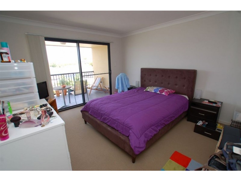 2/34 North Shore Avenue, Varsity Lakes QLD 4227