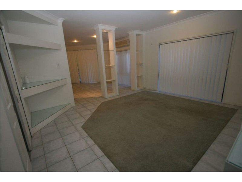 10 Andorra Place, Varsity Lakes QLD 4227