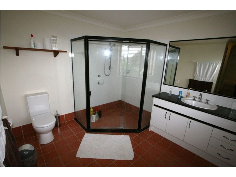 16 Homebush Drive, Robina QLD 4226