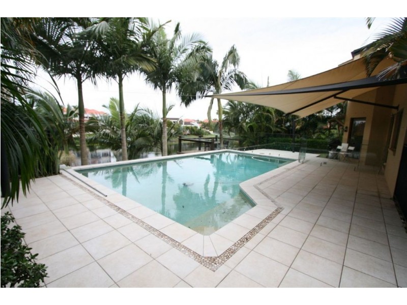 16 Homebush Drive, Robina QLD 4226