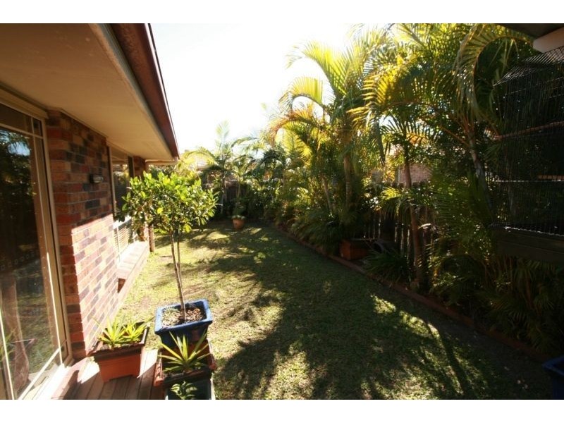 6 Montreal Crescent, Robina QLD 4226