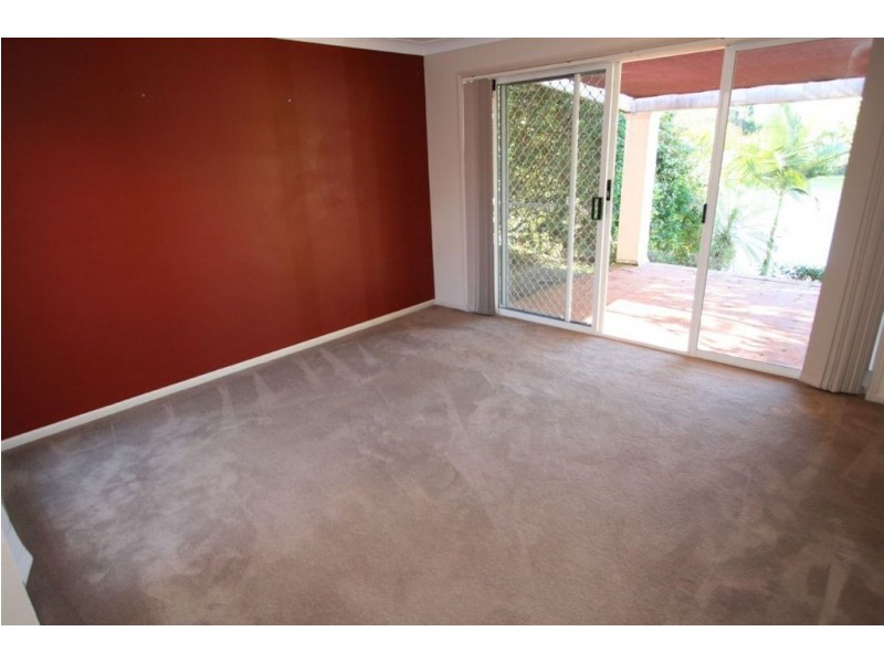 20 Emerton Cr, Robina QLD 4226