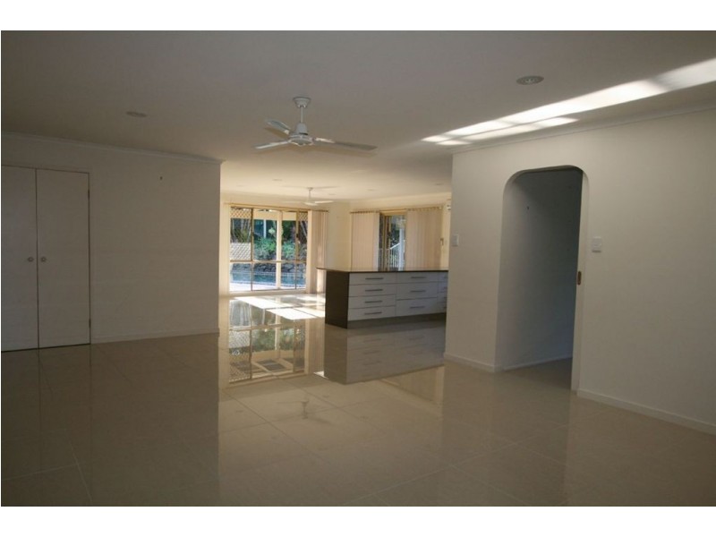 81 Glen Eagles Drive, Robina QLD 4226