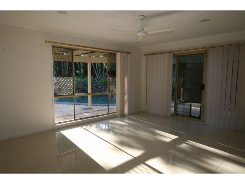81 Glen Eagles Drive, Robina QLD 4226