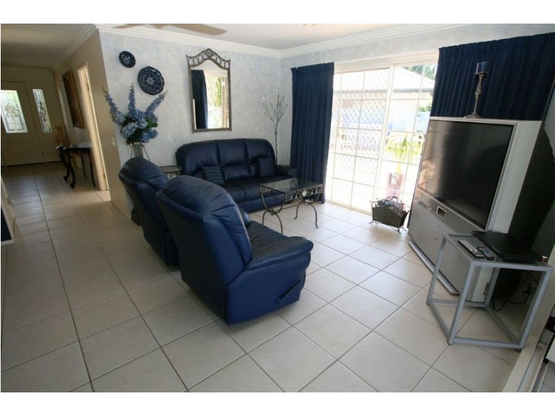 26 Martingale Cct, Clear Island Waters QLD 4226