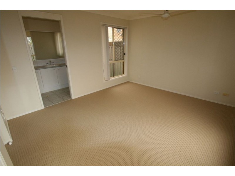 18 Illinios Court, Varsity Lakes QLD 4227