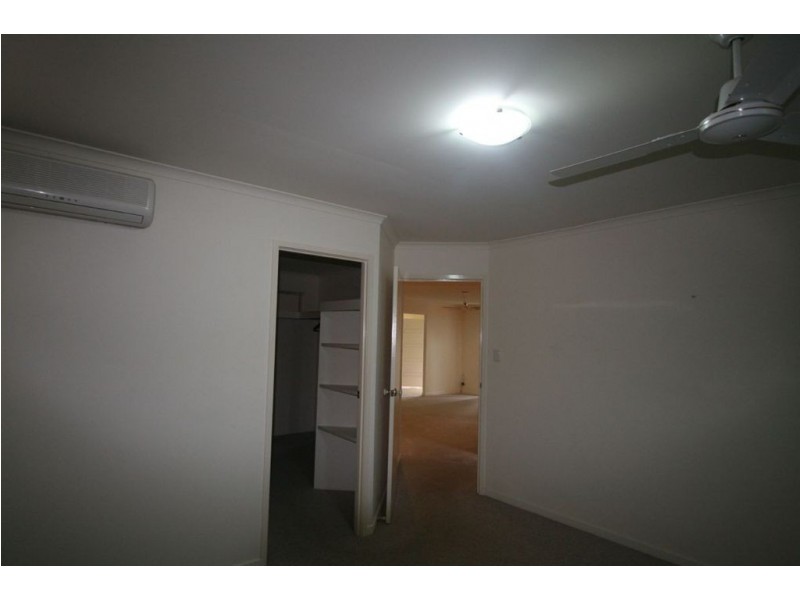 14 Resort Drive, Robina QLD 4226