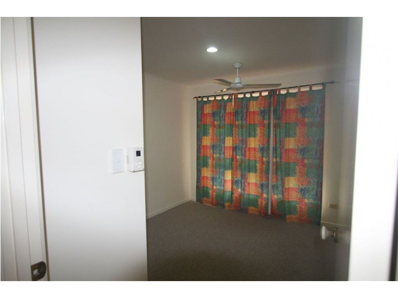 14 Resort Drive, Robina QLD 4226