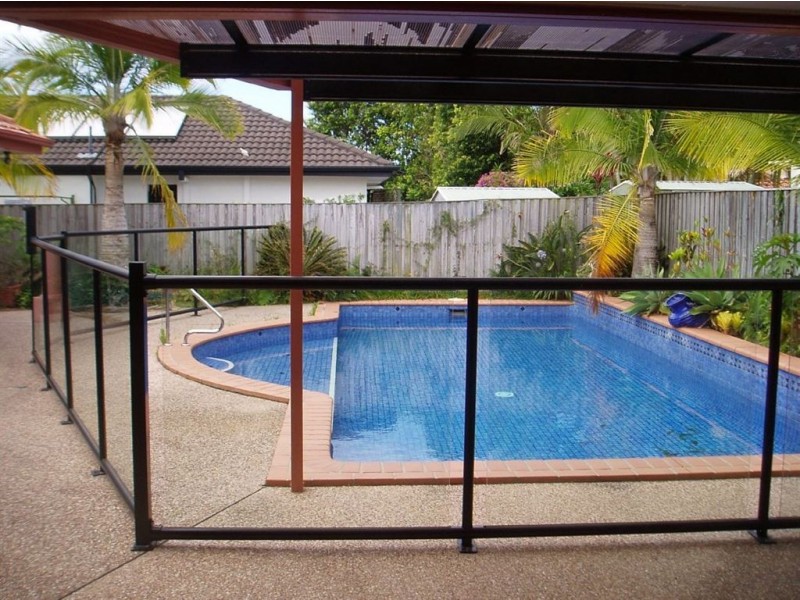 27 Sea Eagle Drive, Burleigh Waters QLD 4220