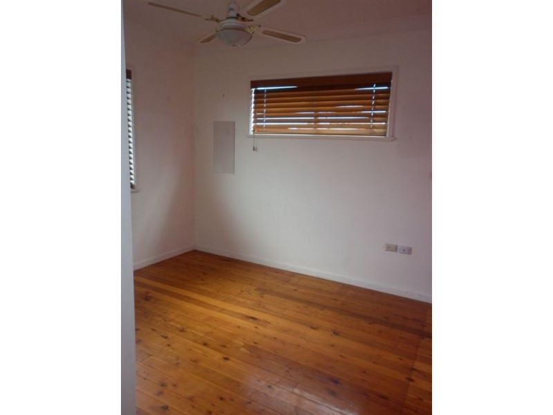 18 Sarasota Keys, Broadbeach Waters QLD 4218