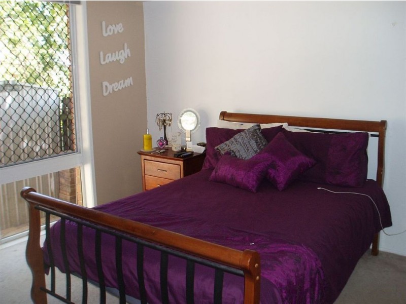 4 Highfield Drive, Merrimac QLD 4226