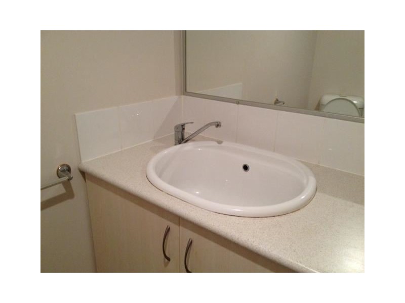 128/25 Lake Orr Drive, Varsity Lakes QLD 4227