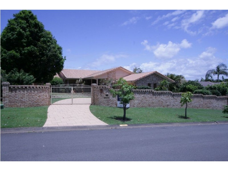 55 Camberwell Cct, Robina QLD 4226