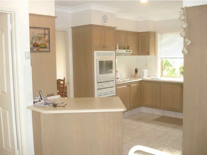 55 Camberwell Cct, Robina QLD 4226