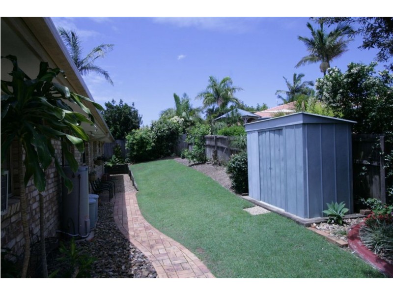 55 Camberwell Cct, Robina QLD 4226