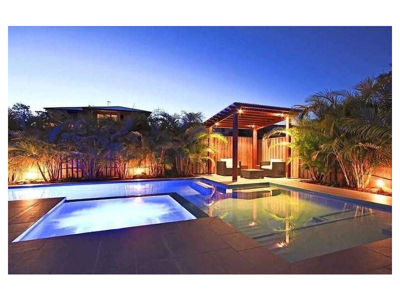 15 Willow Tree Drive, Reedy Creek QLD 4227