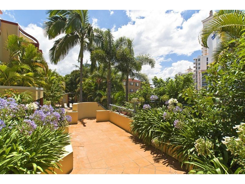 12/2607 Gold Coast Highway, Broadbeach QLD 4218