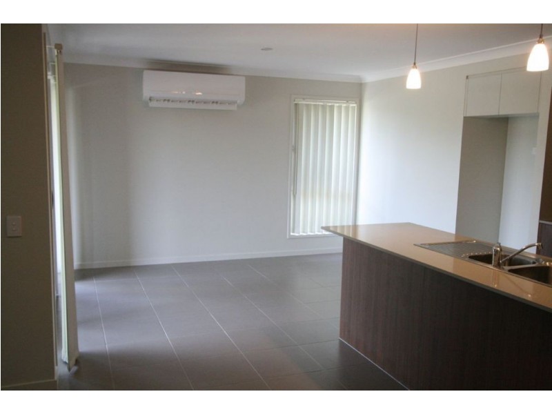 57 Landsdowne Drive, Ormeau QLD 4208