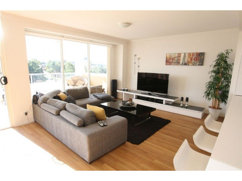 130/251 Varsity Parade, Varsity Lakes QLD 4227