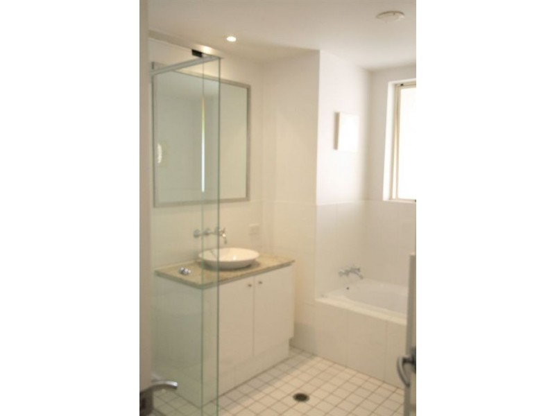 130/251 Varsity Parade, Varsity Lakes QLD 4227