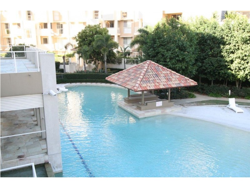 130/251 Varsity Parade, Varsity Lakes QLD 4227