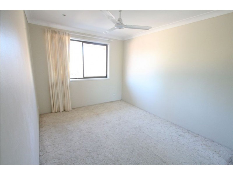 8/54-56 Karbunya Street, Mermaid Waters QLD 4218