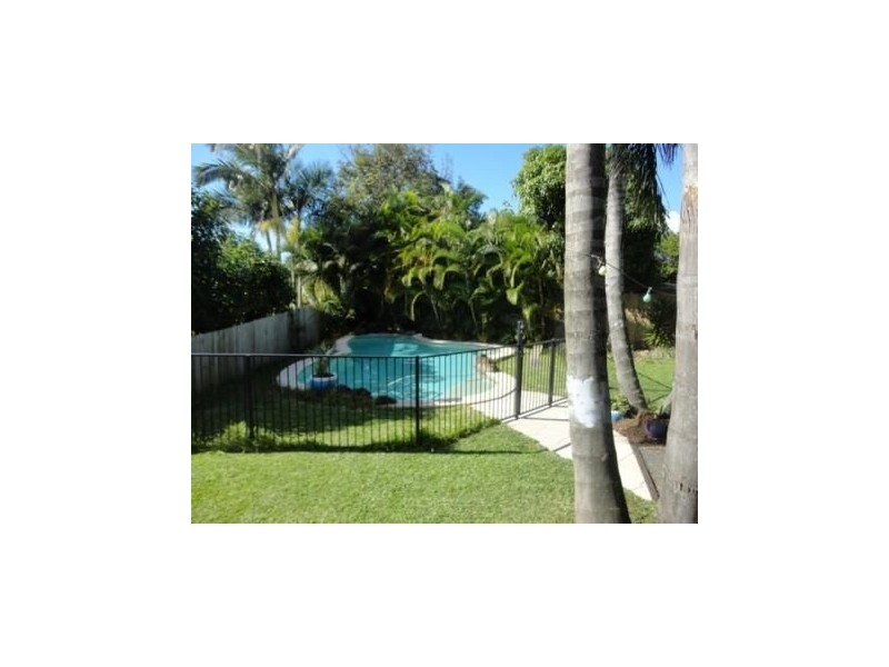 3 Tarbert Cl, Merrimac QLD 4226