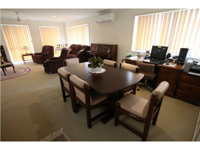 4/44 McLaren Road, Nerang QLD 4211