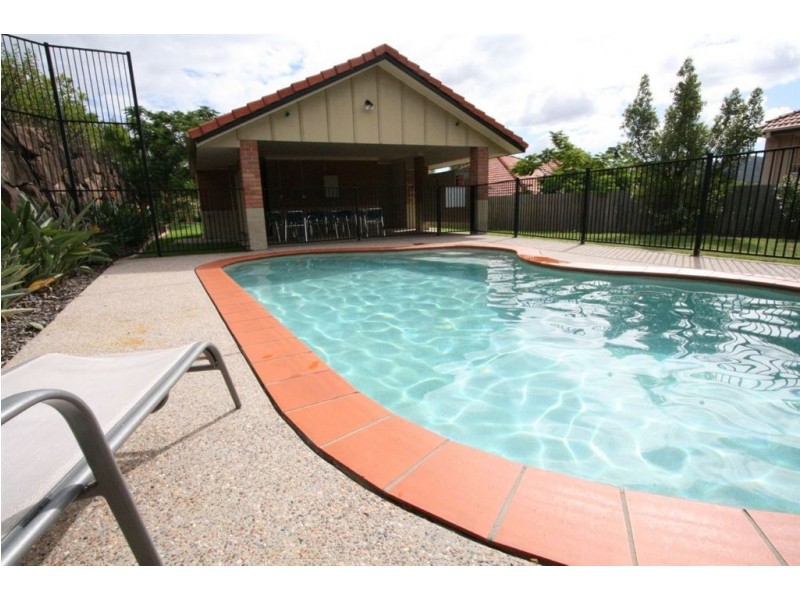 4/44 McLaren Road, Nerang QLD 4211