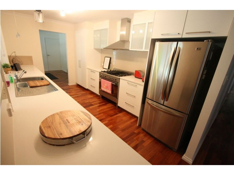 7 Grenaside Ct, Robina QLD 4226