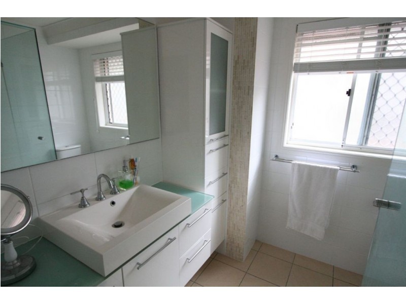 7 Grenaside Ct, Robina QLD 4226