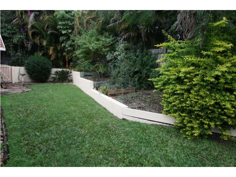 7 Grenaside Ct, Robina QLD 4226