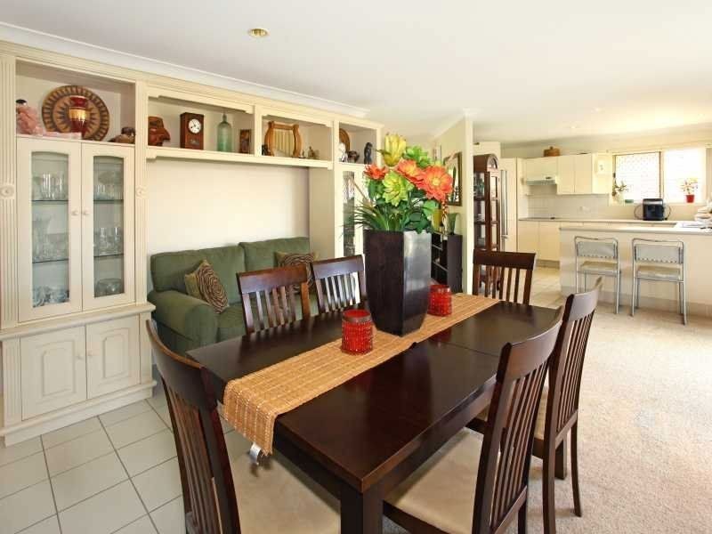 18 Birkdale St, Robina QLD 4226