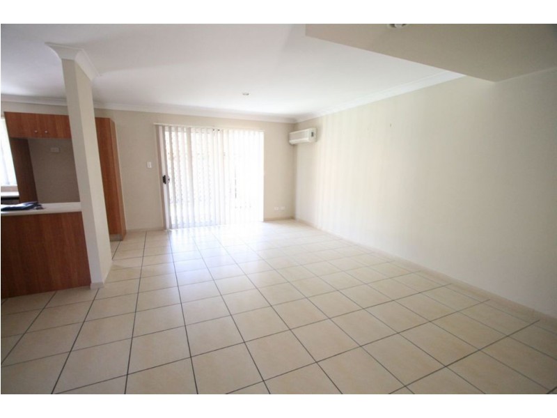 111/1 Coelia Ct, Carrara QLD 4211